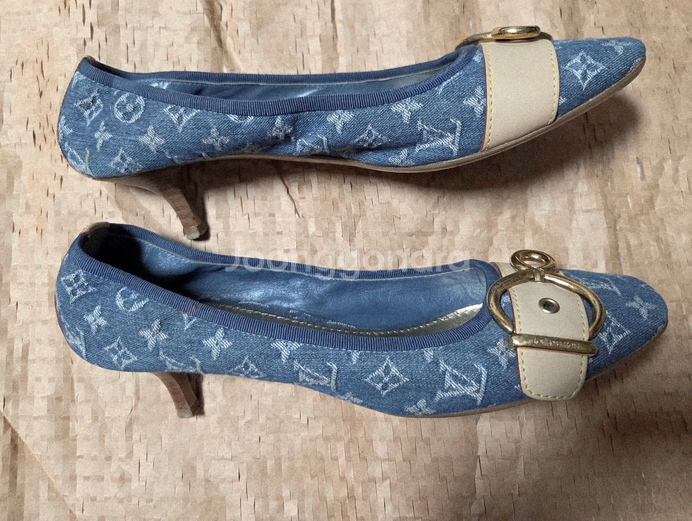 루이비통 정품 데님 미들 구두 판매합니다--3