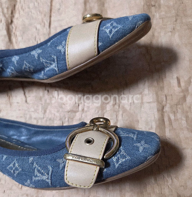 루이비통 정품 데님 미들 구두 판매합니다--5