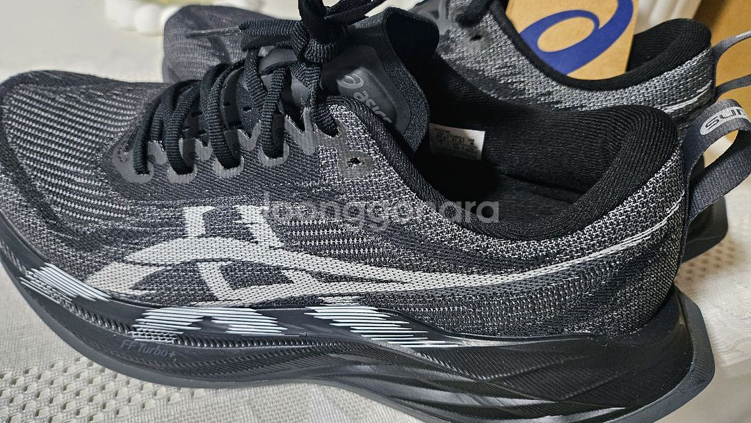 아식스 슈퍼블라스트2 블랙 260사이즈--1