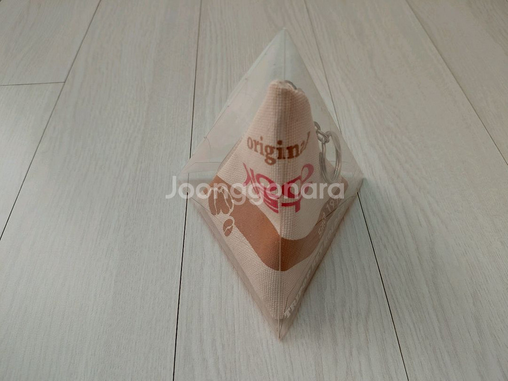 직거래][서울우유]삼각 파우치 키링 동전 지갑(밤색줄)--0