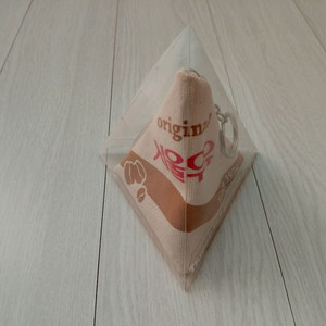 직거래][서울우유]삼각 파우치 키링 동전 지갑(밤색줄)