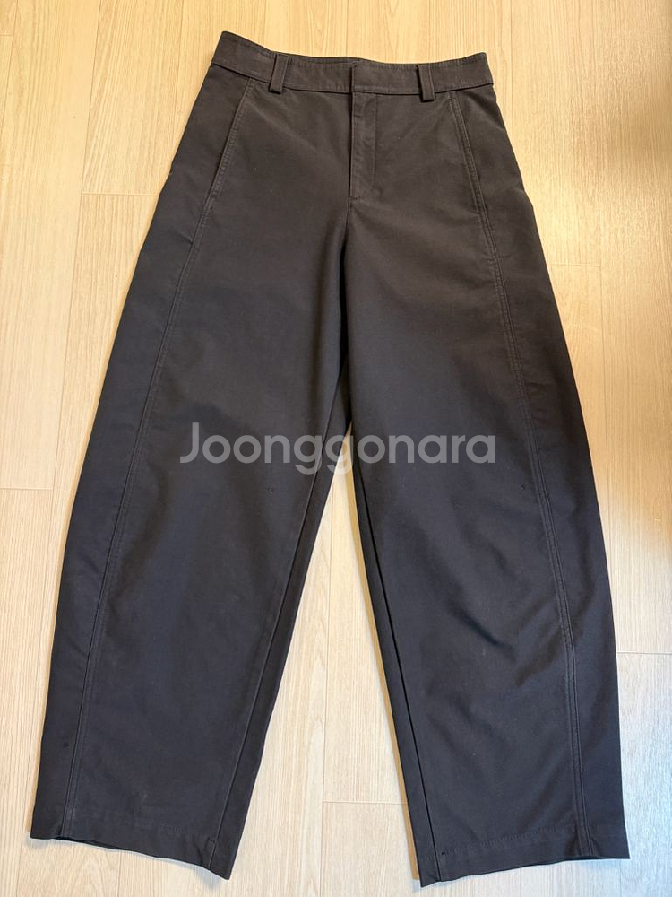 유니클로 저지배럴레그팬츠 블랙,크림m일괄--1