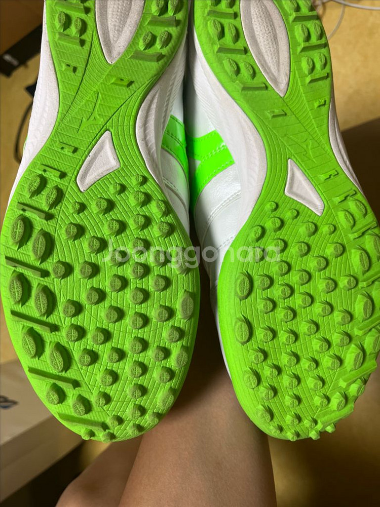 미즈노 모렐이라 살라 프로 270 팔아요 (실착1회)--2