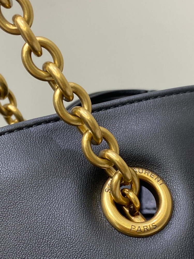 입생로랑 가방 이미지