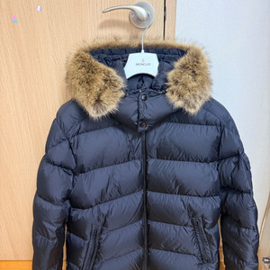 마야프 블랙 5사이즈 팝니다