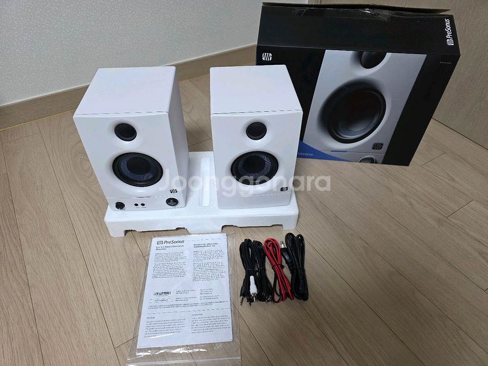 프리소너스 에리스 E3.5 2세대 모니터 스피커 화이트--0