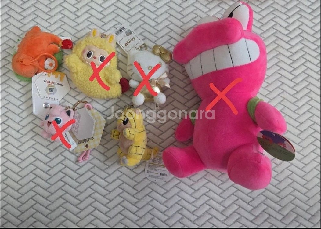 다양한 캐릭터 인형 및 키링 판매--3