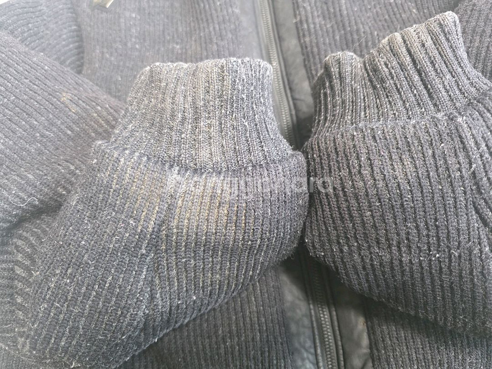 데상트 구스다운 패딩 블랙(105)--6