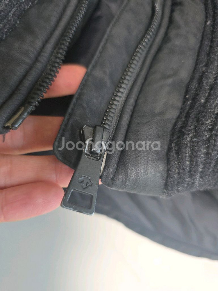 데상트 구스다운 패딩 블랙(105)--8