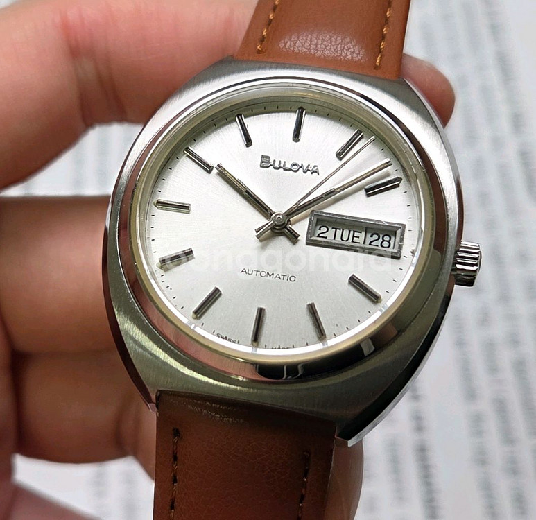 빈티지 부로바 터틀 오리지널 실버다이얼 데이데이트 오토--3