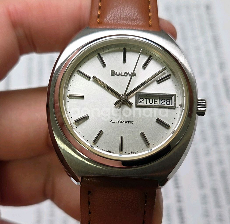 빈티지 부로바 터틀 오리지널 실버다이얼 데이데이트 오토--1