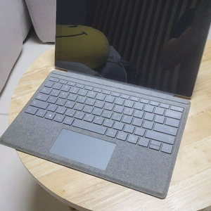 서피스프로5 국내정품 타입커버 포함 풀박(S급)