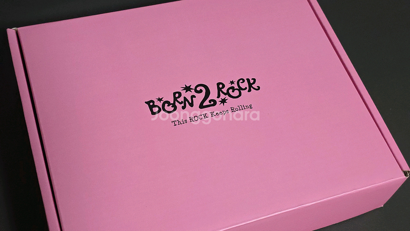 QWER 2주년 팝업 Light The Stage-쵸단--0