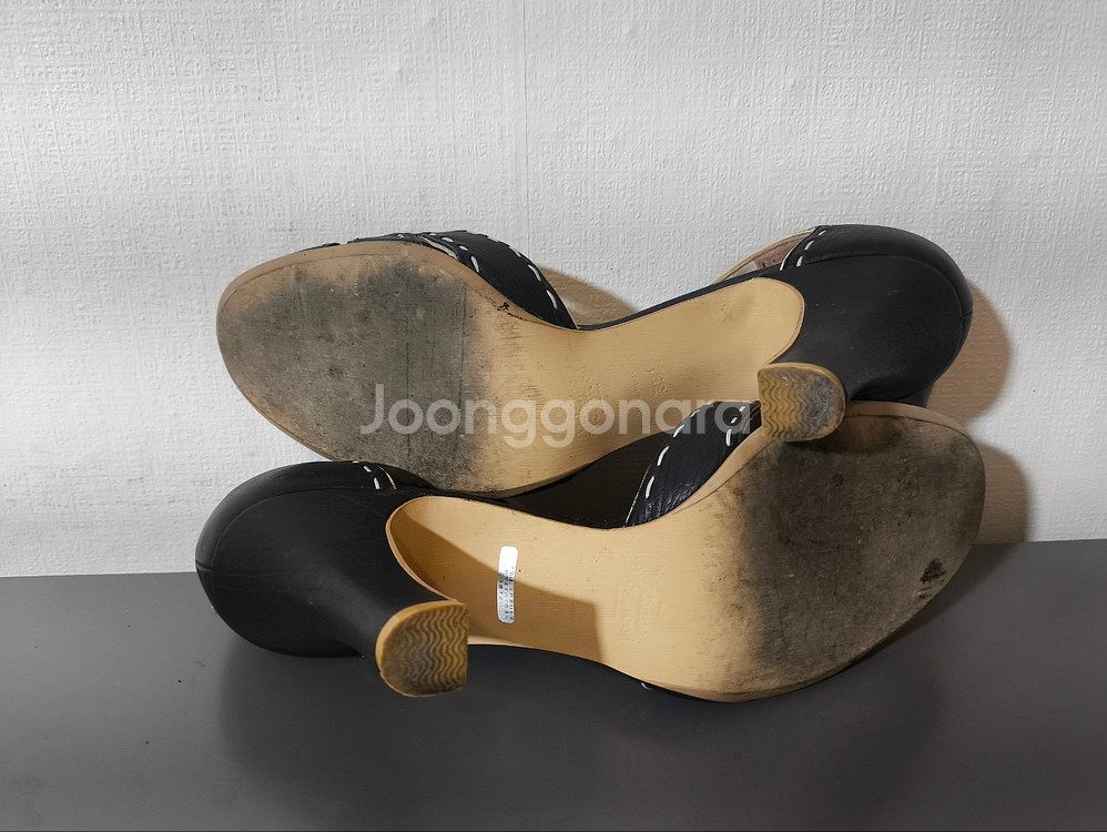 35.5 225mm 비비안웨스트우드 리본 샌들 펌프스--6