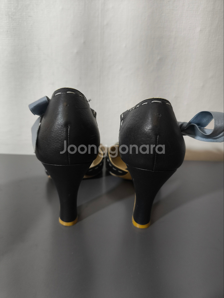 35.5 225mm 비비안웨스트우드 리본 샌들 펌프스--5