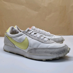 나이키 데이브레이크 망고 여성 스니커즈 235_