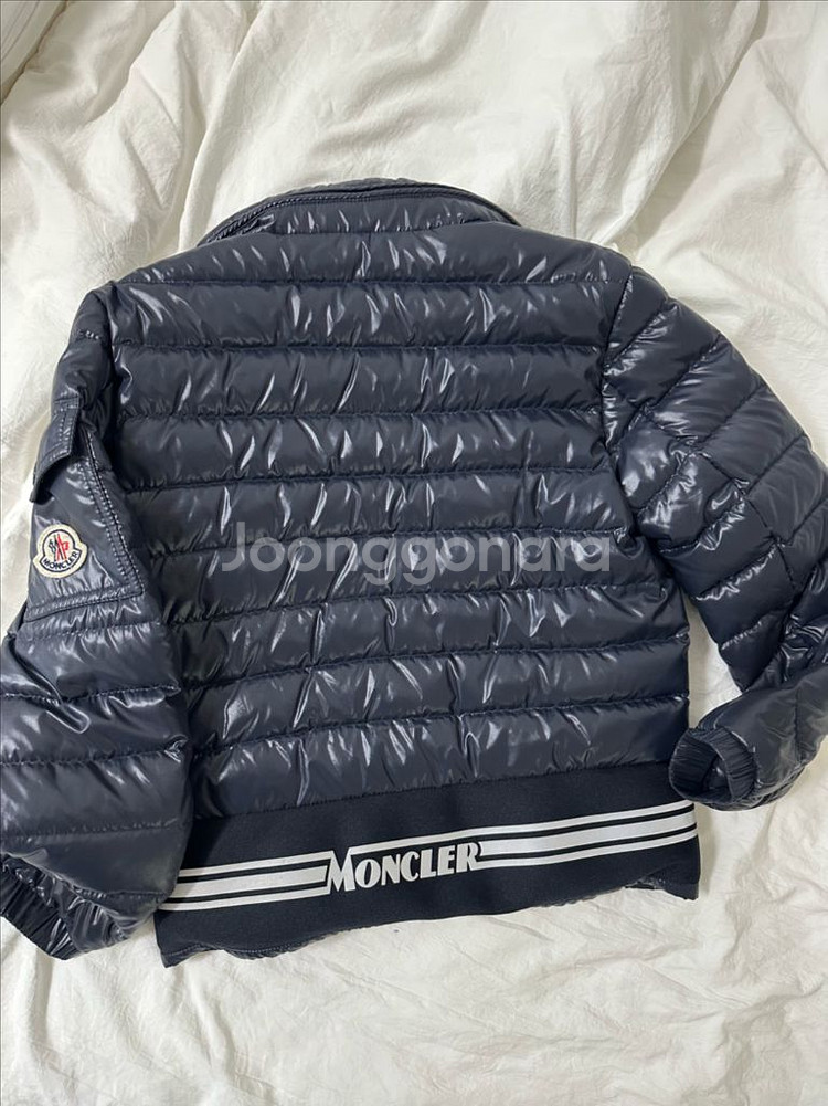 몽클레어 키즈 패딩 10y--3