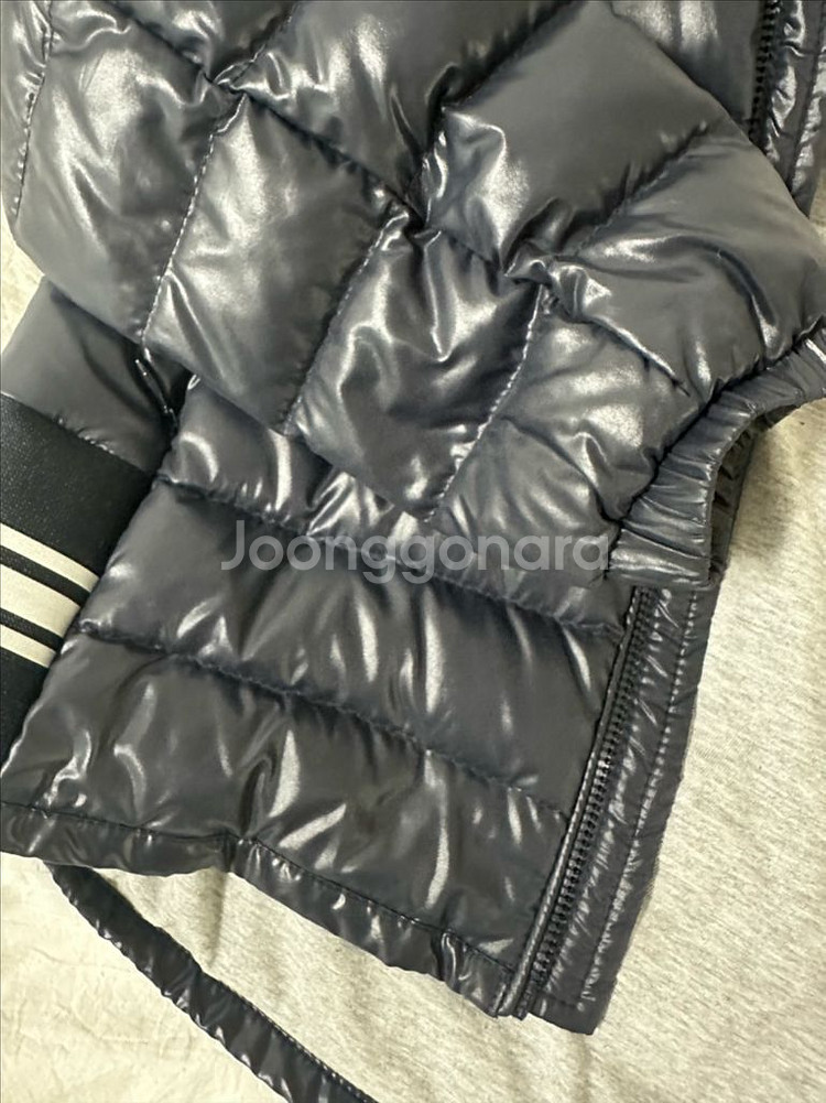 몽클레어 키즈 패딩 10y--8