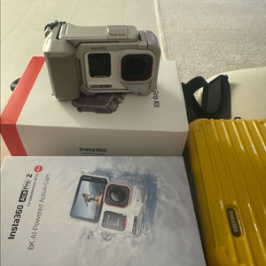 인스타 360 ace pro2 화이트 스냅샷