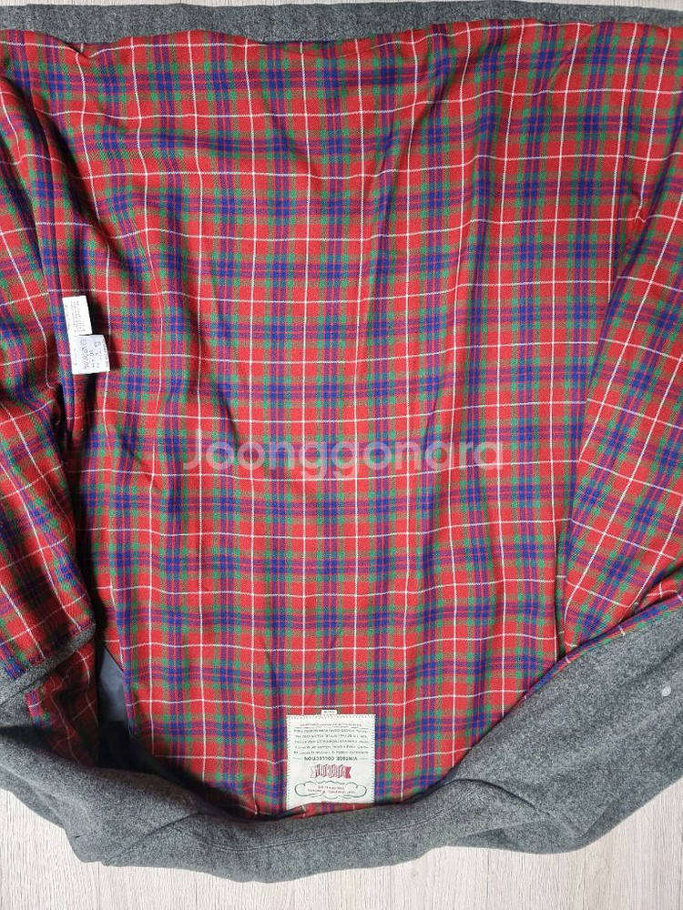 바라쿠타 그레이 코트 38(103사이즈) 팝니다.--2