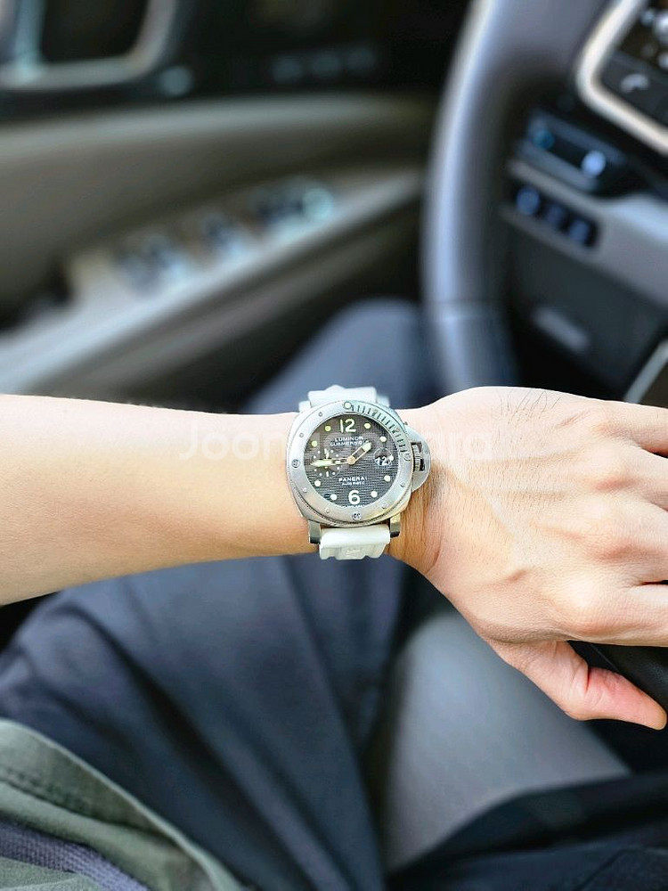 파네라이 섭머저블 44mm pam025 올드팸 판매--0