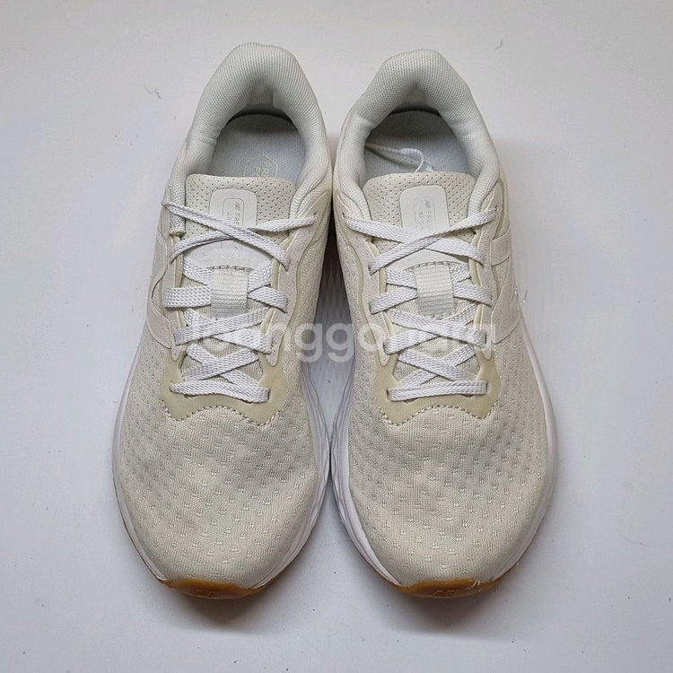 뉴발란스 프레쉬폼아리시v3 운동화 245--1