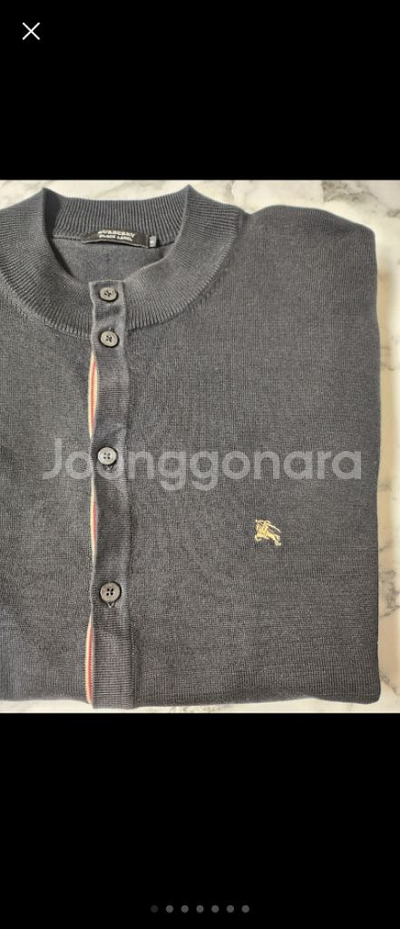 정품. burberry 사계절 가디건.정가 80만원대.--0