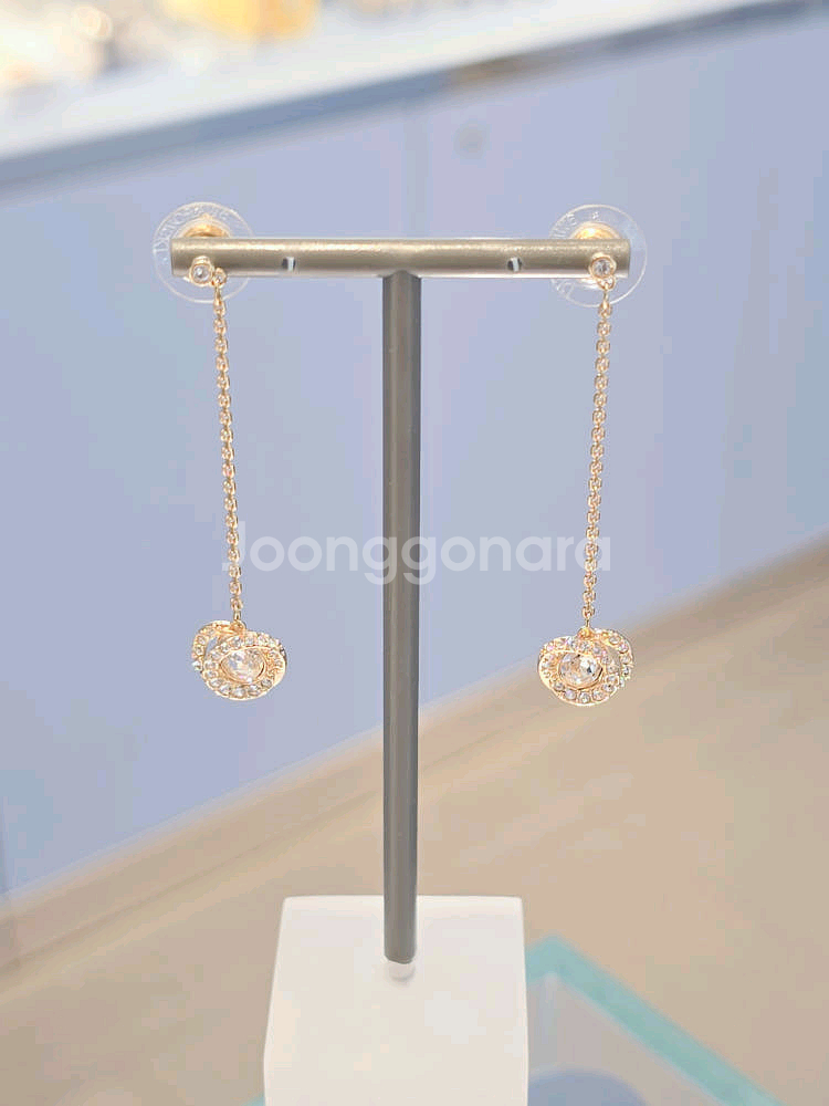 ( 새상품) 스와로브스키 귀걸이--3