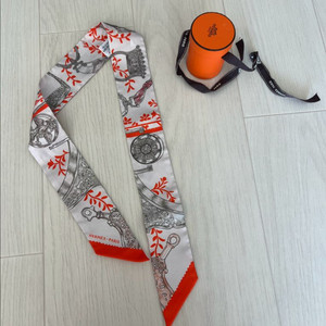 에르메스 트윌리 (착용x)