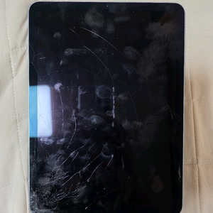 아이패드에어4세대 64GB WIFI 액정파손