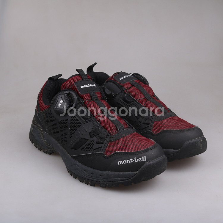 몽벨 보아 트레킹화 판매합니다.(240)51016--0