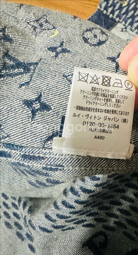 [52] 루이비통 X 니고 컬렉션 연청 데님 자켓--4