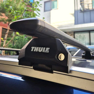 툴레 에보플러쉬레일 차량 가로바(7106) 블랙