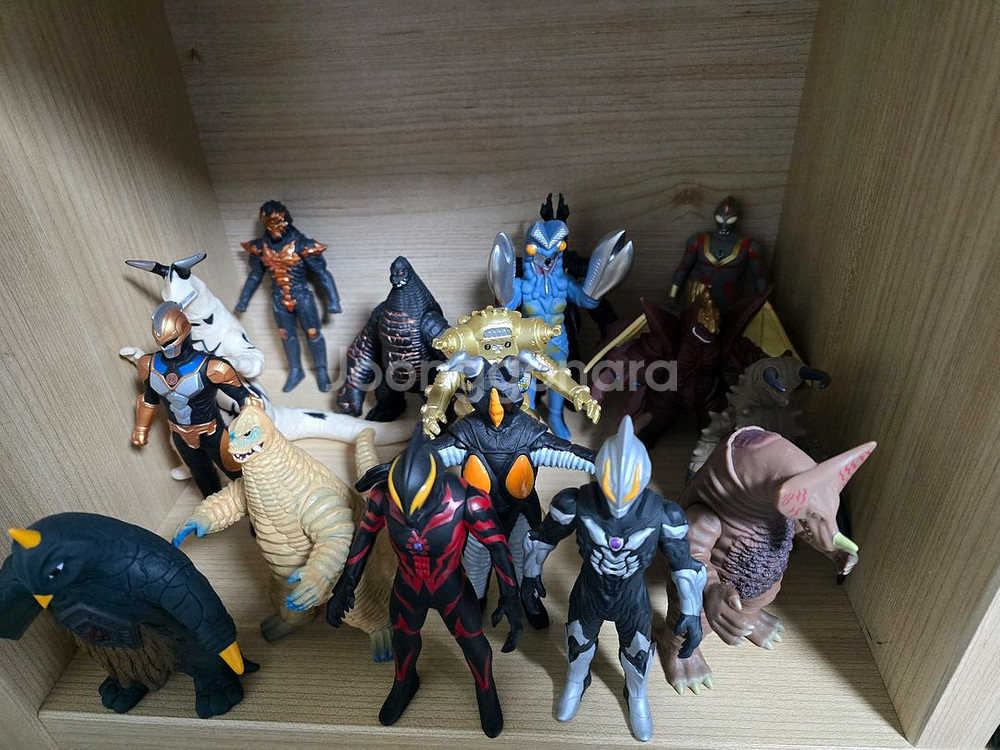 울트라맨 괴수 소프비 팝니다--0