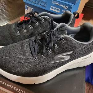 스케쳐스 남성워킹화 290(4E) 팝니다.