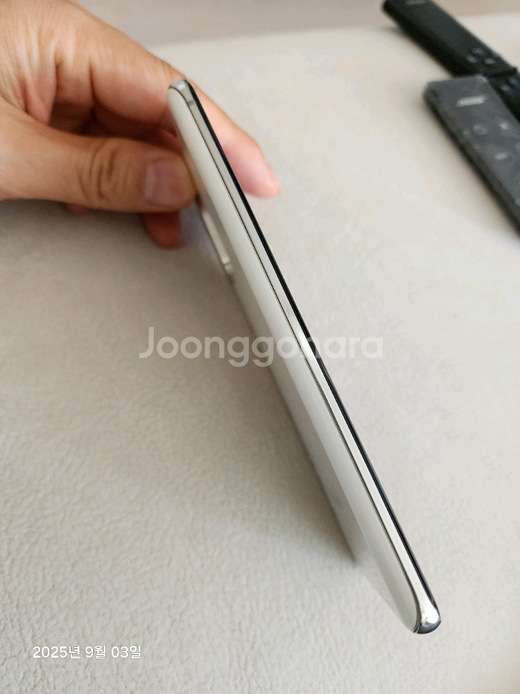 갤럭시s20 백화현상--0