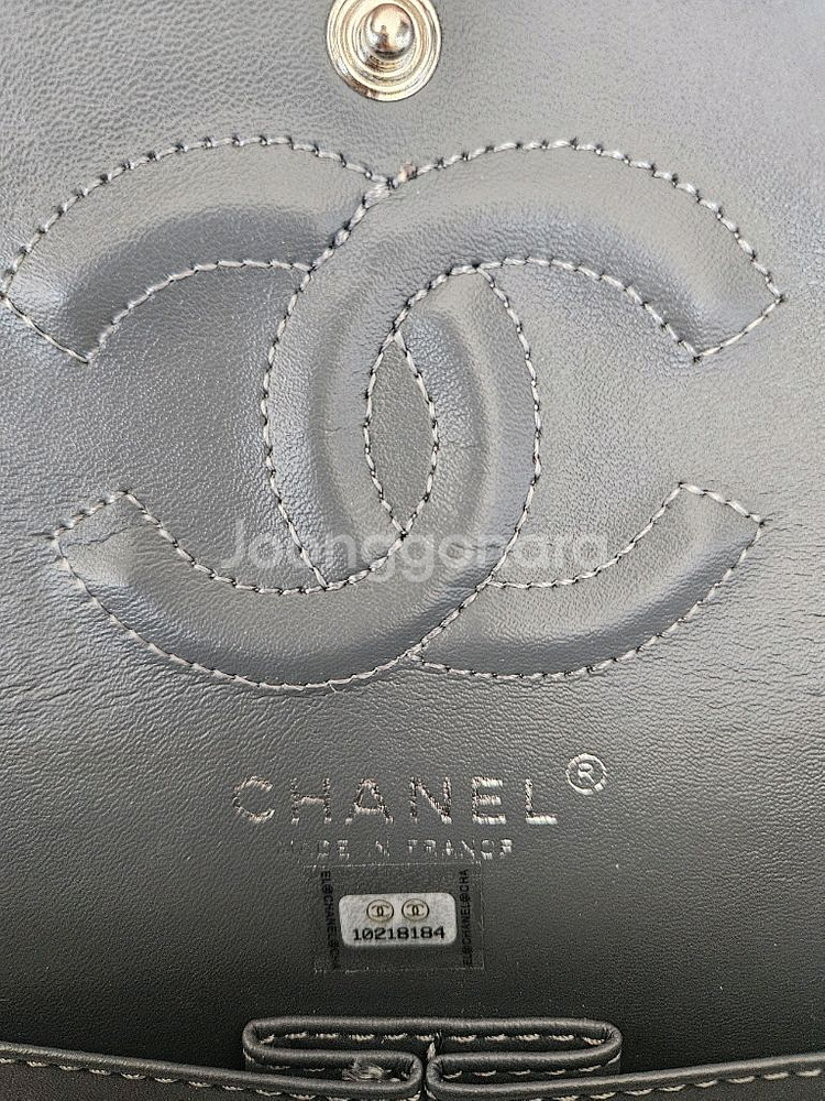 샤넬 가방 판매해요.--4