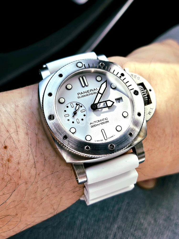 파네라이 섭머저블 비앙코 42mm (브레이슬릿 포함)--1