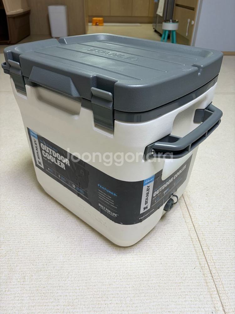 스탠리 어드벤처 아이스박스 28L--1