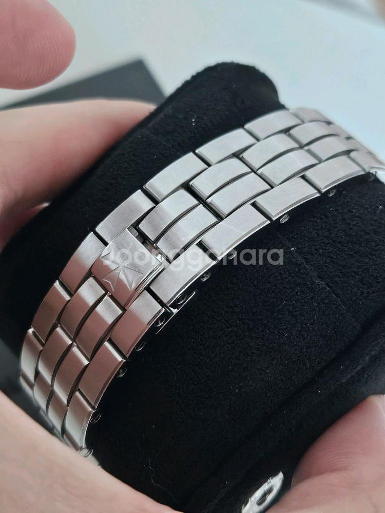 바쉐론콘스탄틴 로얄이글 크로노그래프 모델 판매합니다.--8