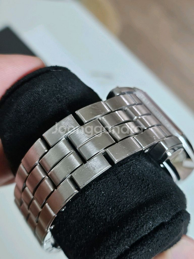 바쉐론콘스탄틴 로얄이글 크로노그래프 모델 판매합니다.--9