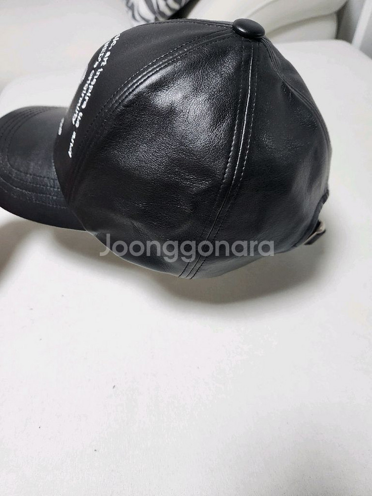 메종미네드 레더 볼캡 블랙--2