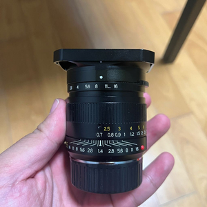 티티아티산 35mm 1.4 라이카 m 마운트 이미지