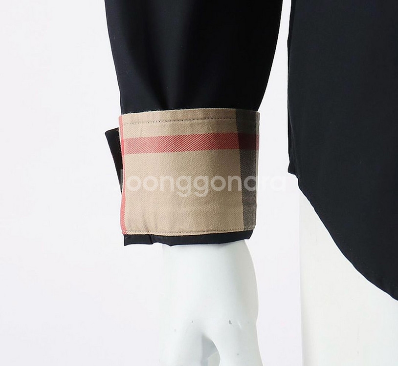 버버리 블랙셔츠--3