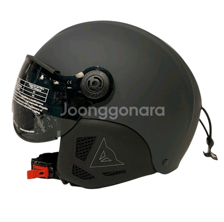 이태리 명품 다이네즈 스키보드 바이저 헬맷 새제품--1