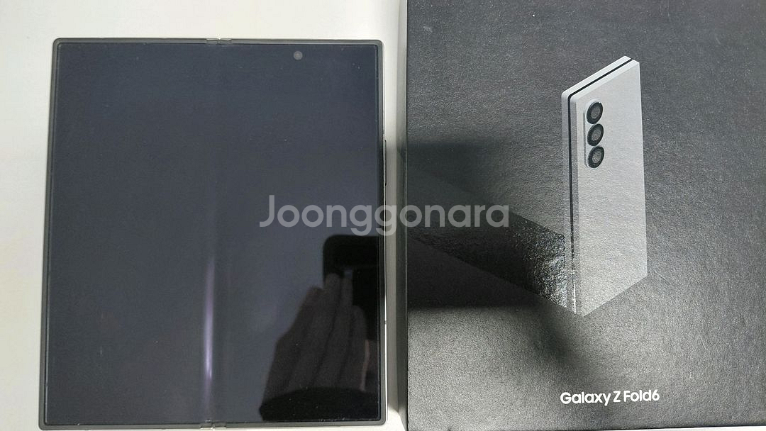 갤럭시 폴드6 자급제 512GB 실버 박스풀셋 팝니다--0