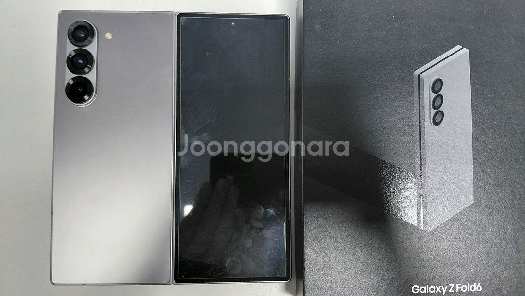 갤럭시 폴드6 자급제 512GB 실버 박스풀셋 팝니다--1