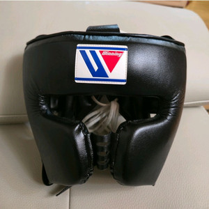 위닝 리나레스 L 복싱 헤드기어 판매합니다