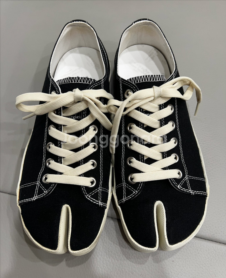 마르지엘라 타비 스니커즈 블랙 40--0