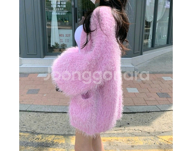 엔돌핀) 오버핏 깃털 퍼 가디건--1